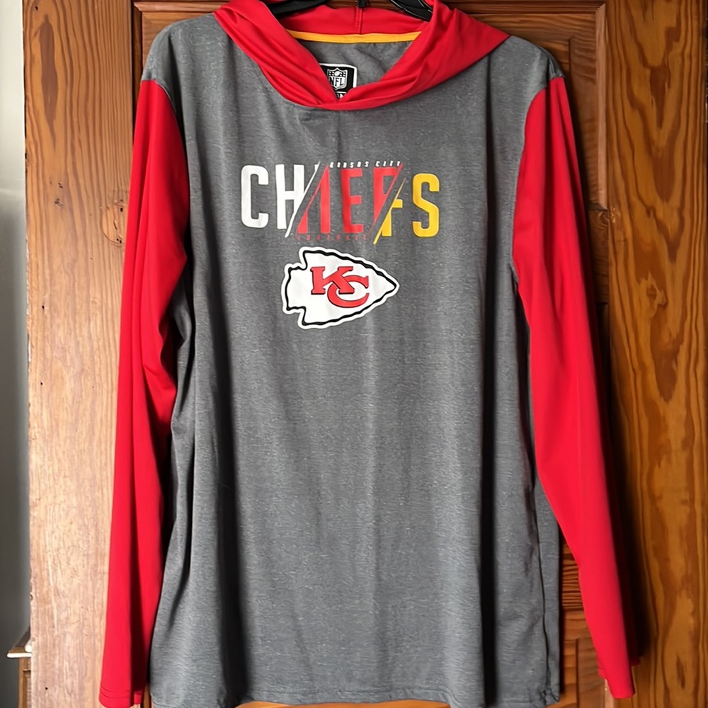 Cheifs shirt